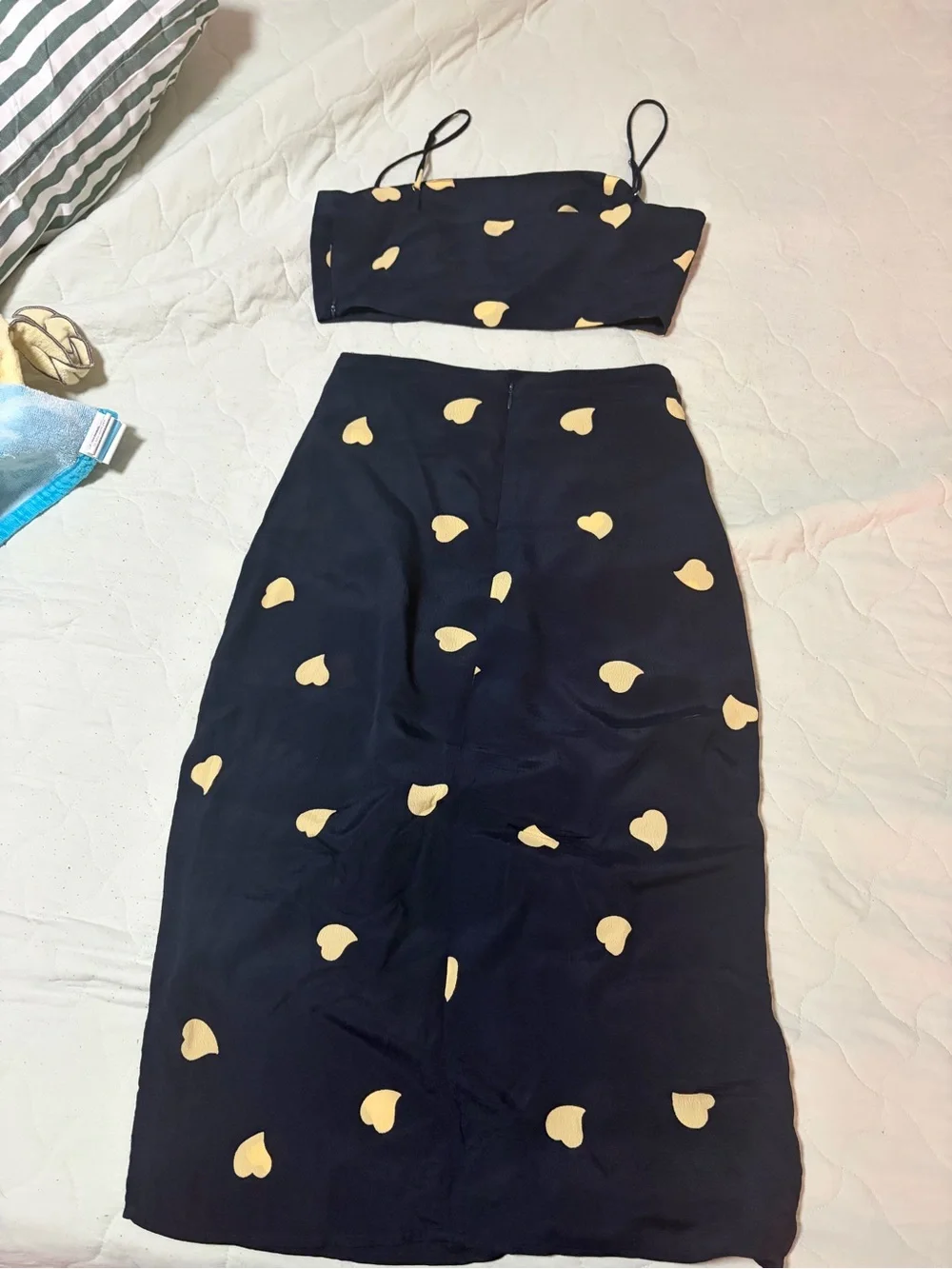 Reformation navy Midi Skirt with yellowy cream Heart Motif